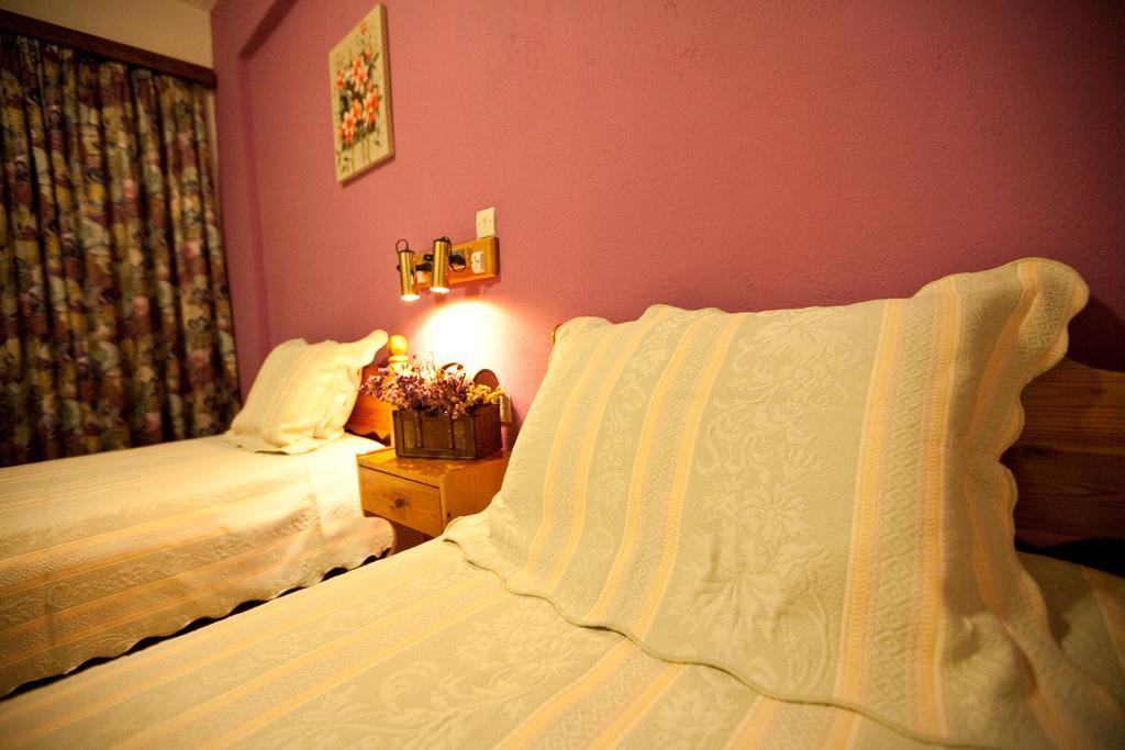Χenonas Ziakos Hotel Amárantos Стая снимка