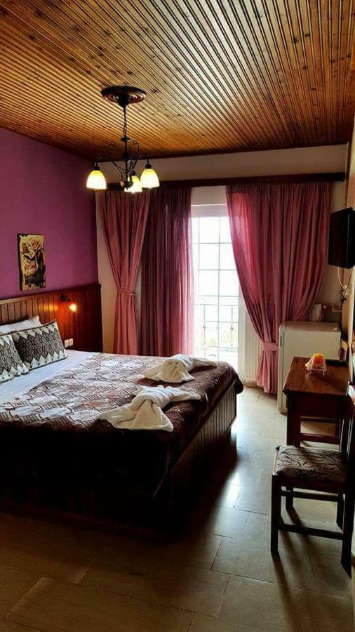 Χenonas Ziakos Hotel Amárantos Екстериор снимка